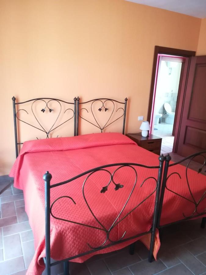 Agriturismo La Vite E L'Ulivo Baschi Εξωτερικό φωτογραφία